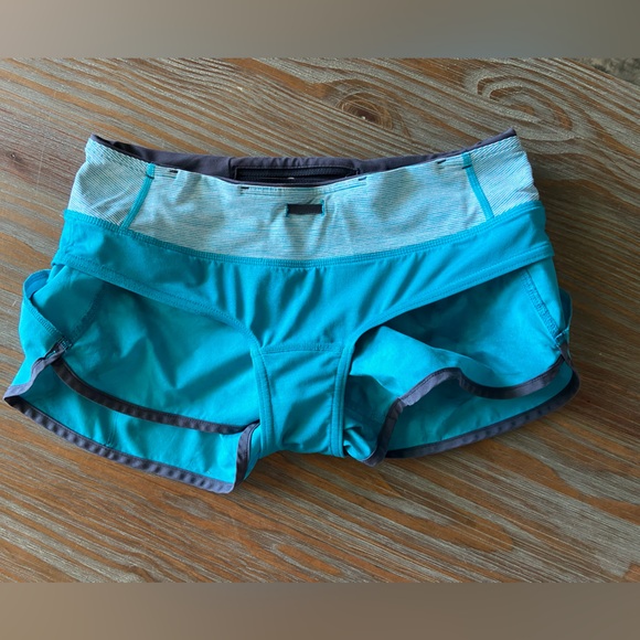 RARE LULULEMON SPEED SHORTS - Picture 5 of 6